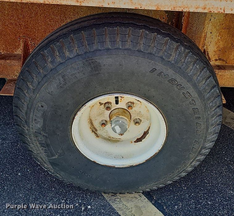 image for item DQ4373 1983 Mill equipment trailer