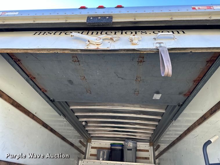 image for item DQ6416 2006 Ford E450 box truck