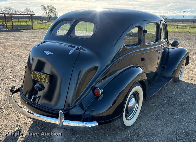 image for item DQ6746 1937 Plymouth  Deluxe 