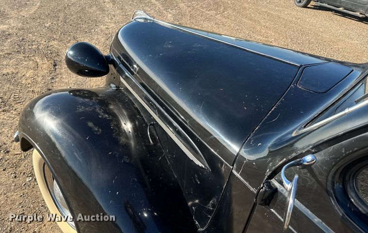 image for item DQ6746 1937 Plymouth  Deluxe 