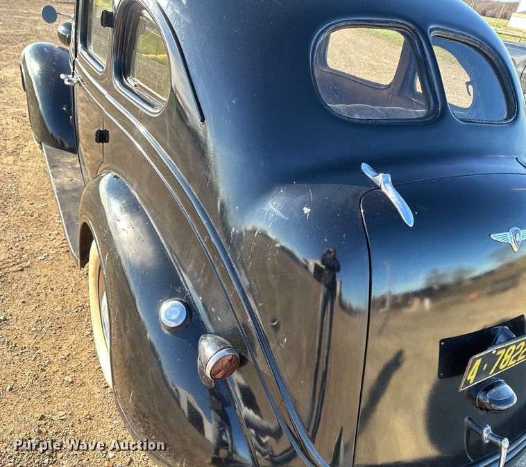 image for item DQ6746 1937 Plymouth  Deluxe 