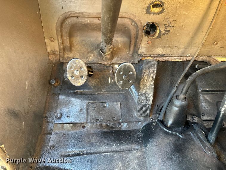 image for item DQ6746 1937 Plymouth  Deluxe 