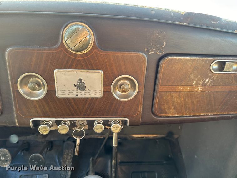 image for item DQ6746 1937 Plymouth  Deluxe 