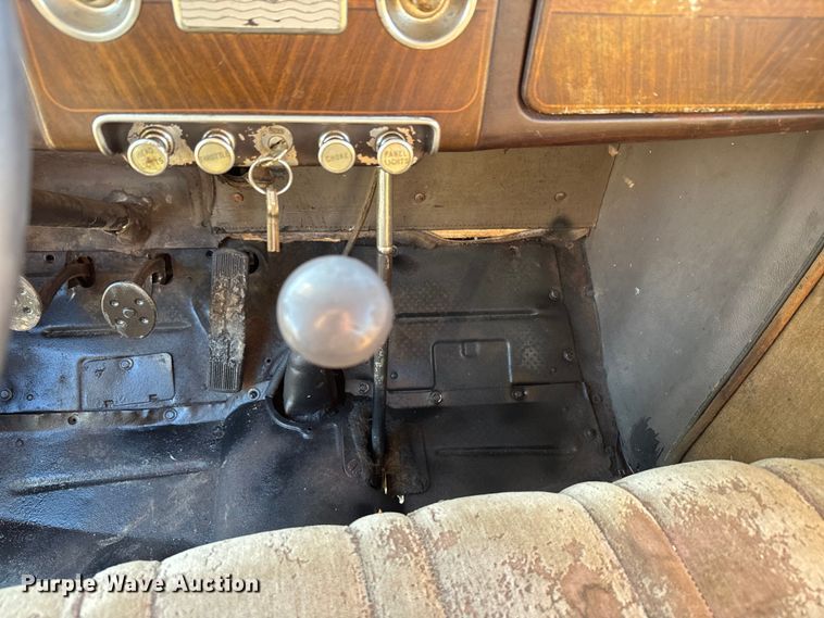 image for item DQ6746 1937 Plymouth  Deluxe 