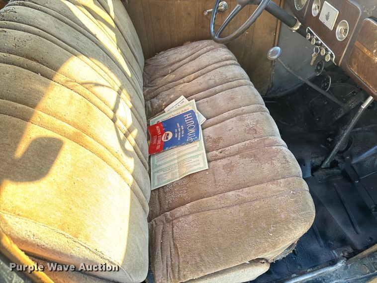 image for item DQ6746 1937 Plymouth  Deluxe 