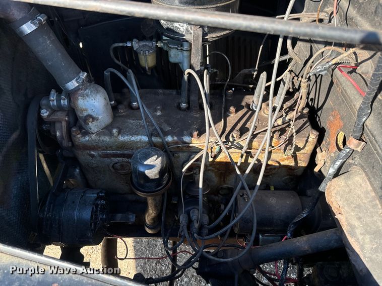 image for item DQ6746 1937 Plymouth  Deluxe 