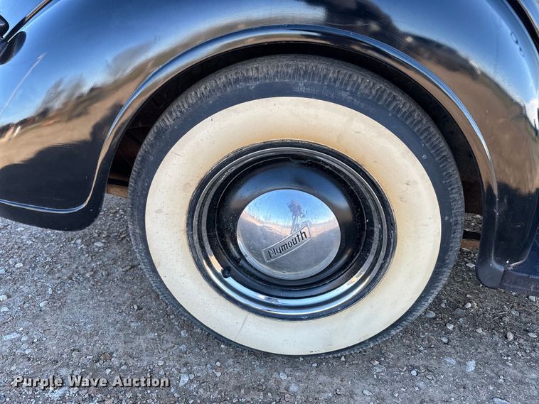 image for item DQ6746 1937 Plymouth  Deluxe 