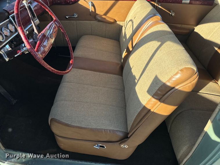 image for item DQ6747 1941 Chrysler Royal Coupe 