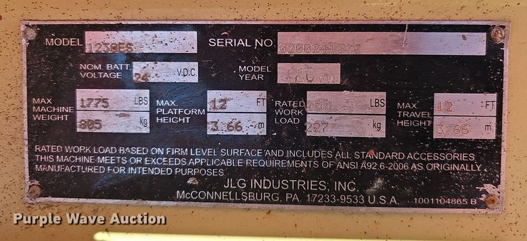 image for item DQ8609 (3) vertical lifts