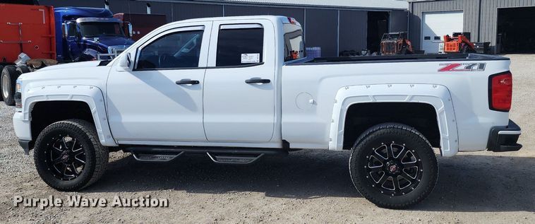 image for item DR7883 2017 Chevrolet Silverado 1500 Double Cab pickup truck