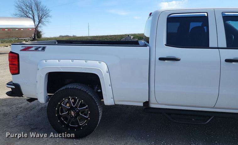 image for item DR7883 2017 Chevrolet Silverado 1500 Double Cab pickup truck