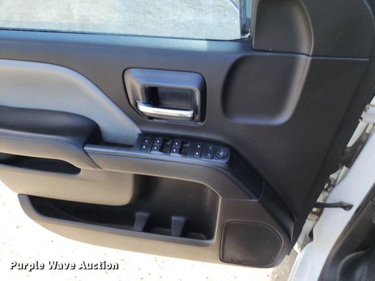 image for item DR7883 2017 Chevrolet Silverado 1500 Double Cab pickup truck