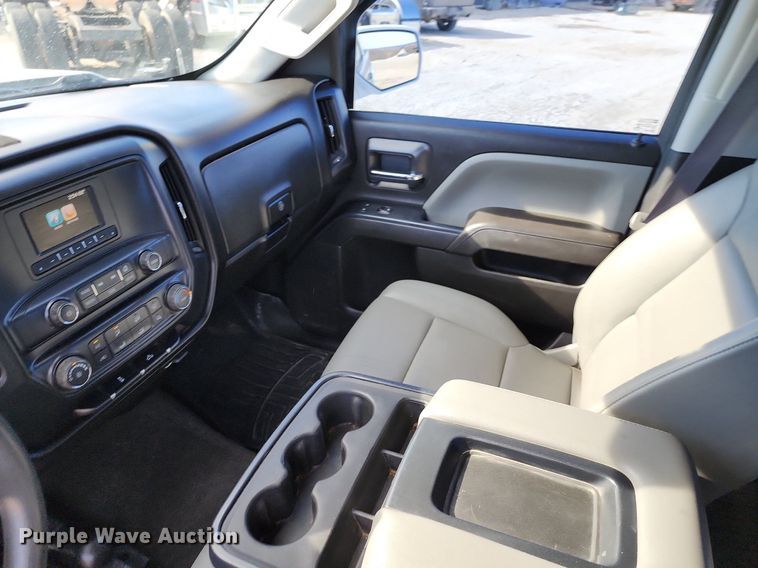 image for item DR7883 2017 Chevrolet Silverado 1500 Double Cab pickup truck