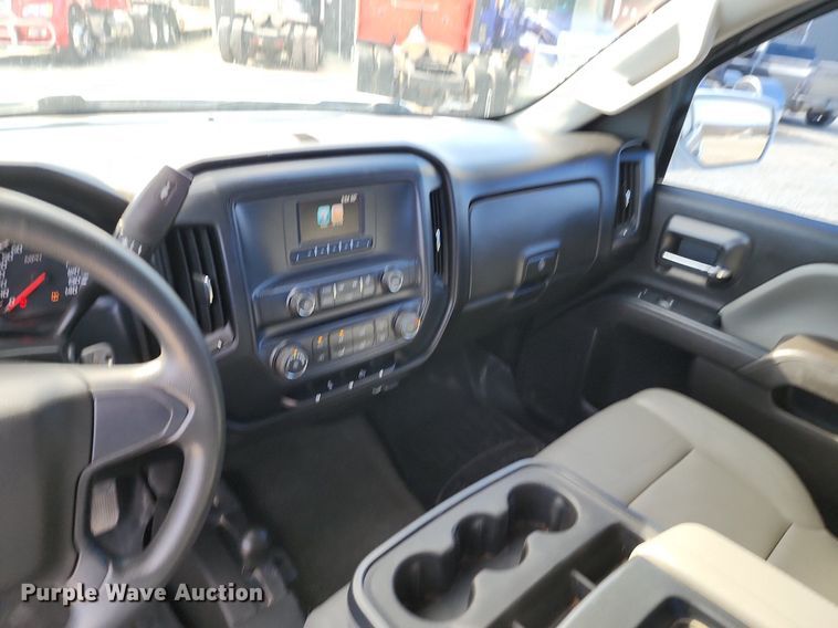 image for item DR7883 2017 Chevrolet Silverado 1500 Double Cab pickup truck