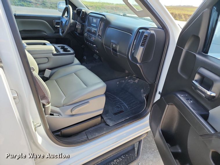 image for item DR7883 2017 Chevrolet Silverado 1500 Double Cab pickup truck