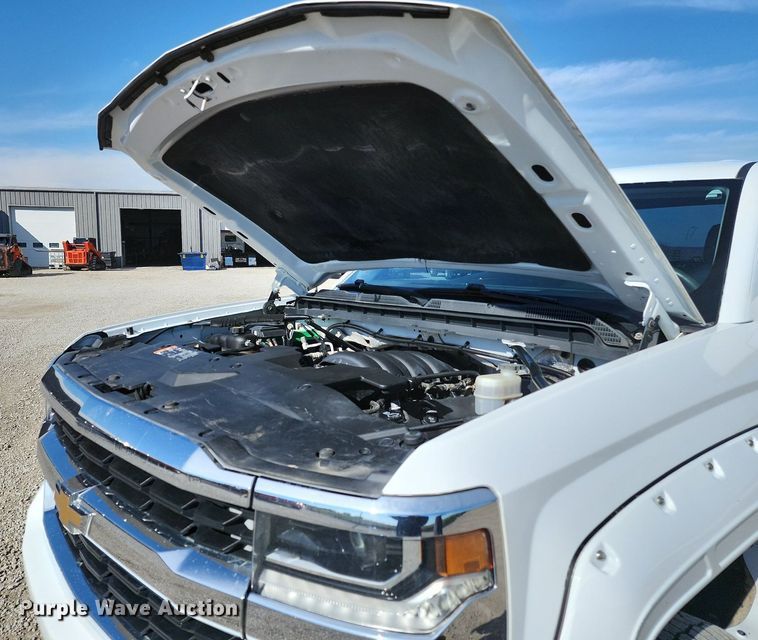 image for item DR7883 2017 Chevrolet Silverado 1500 Double Cab pickup truck