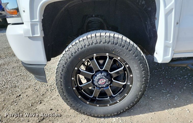 image for item DR7883 2017 Chevrolet Silverado 1500 Double Cab pickup truck