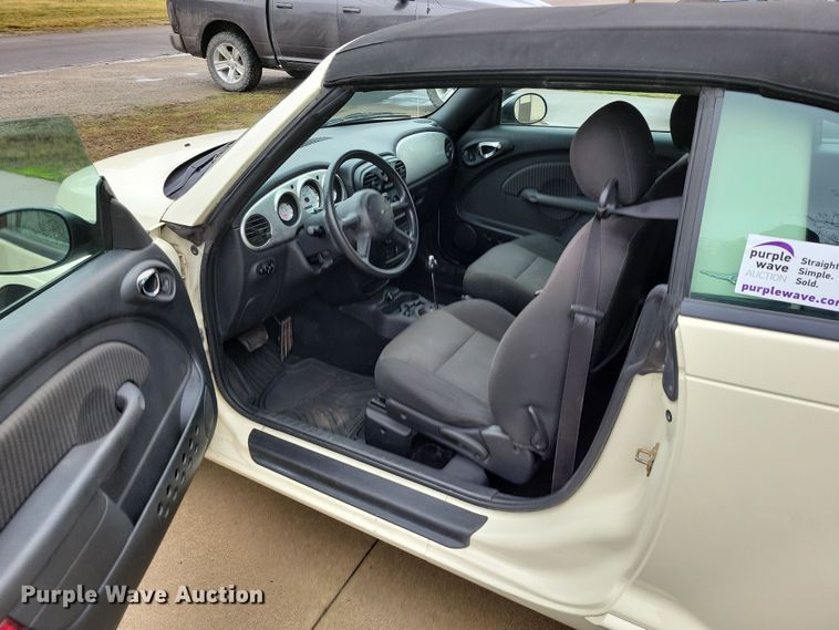 image for item DR7890 2005 Chrysler  PT Cruiser Touring convertible