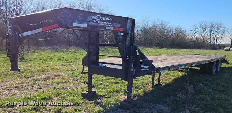 image for item DR8552 2010 Starlight equipment trailer