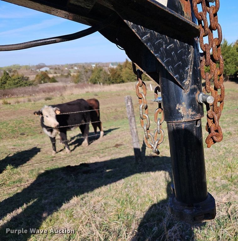 image for item DR8552 2010 Starlight equipment trailer