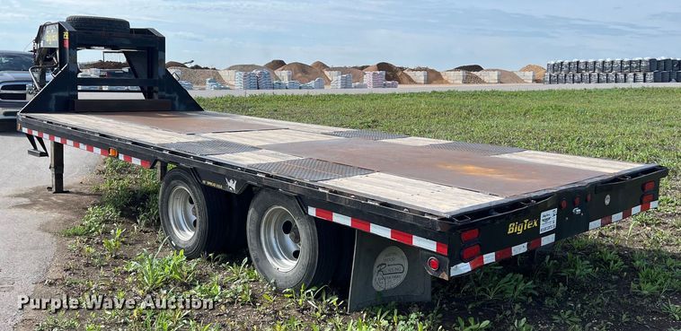 image for item DS2929 2015 Big Tex 25GN HD flatbed trailer