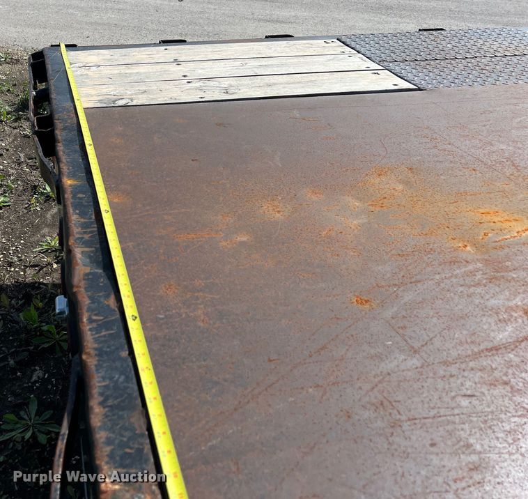 image for item DS2929 2015 Big Tex 25GN HD flatbed trailer