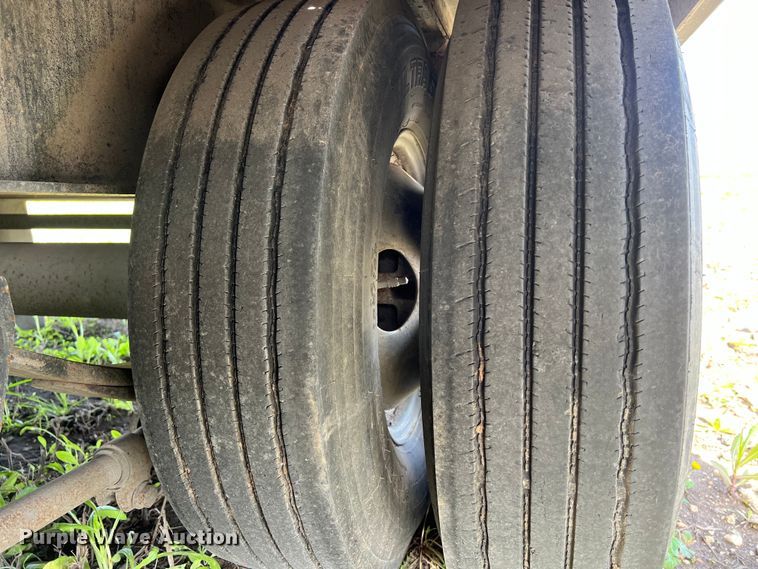 image for item DS2929 2015 Big Tex 25GN HD flatbed trailer