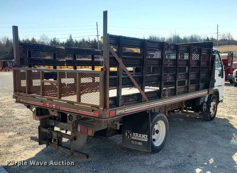 image for item DS7328 2007 Chevrolet  W5500 flatbed truck