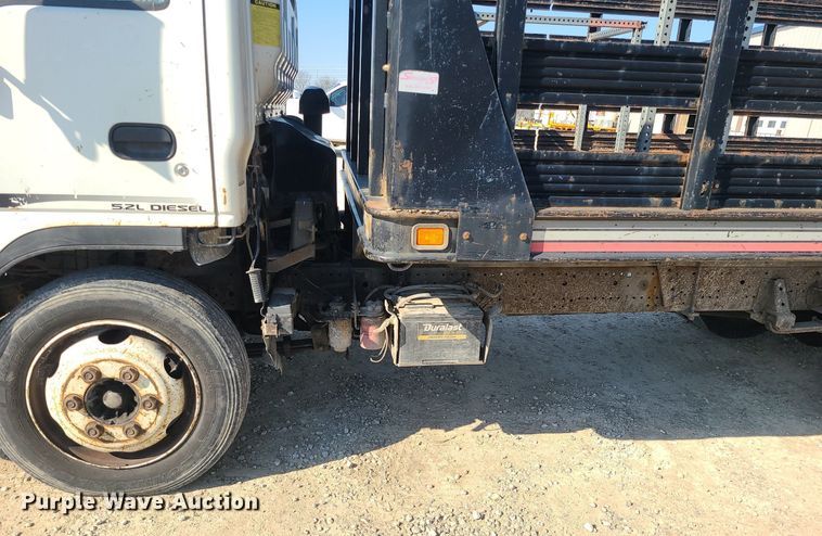 image for item DS7328 2007 Chevrolet  W5500 flatbed truck