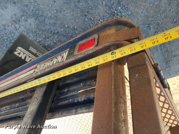 image for item DS7328 2007 Chevrolet  W5500 flatbed truck