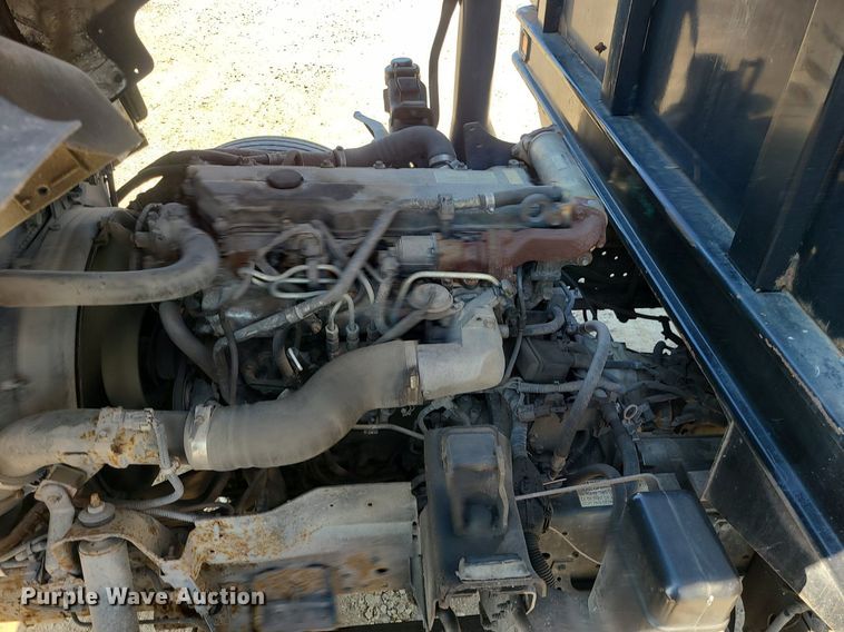 image for item DS7328 2007 Chevrolet  W5500 flatbed truck