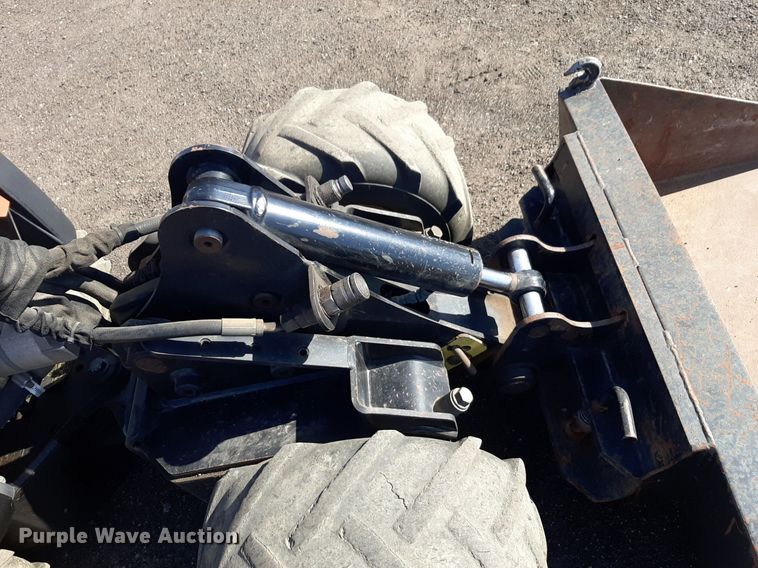 image for item DV9901 2008 Ditch Witch R300 compact utility loader