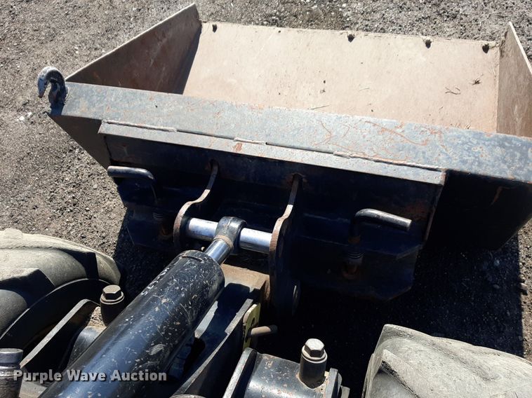 image for item DV9901 2008 Ditch Witch R300 compact utility loader