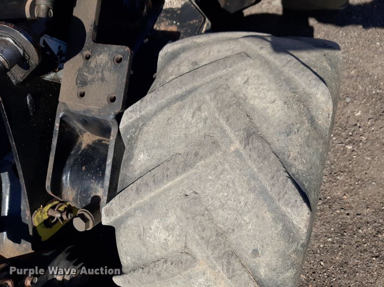 image for item DV9901 2008 Ditch Witch R300 compact utility loader