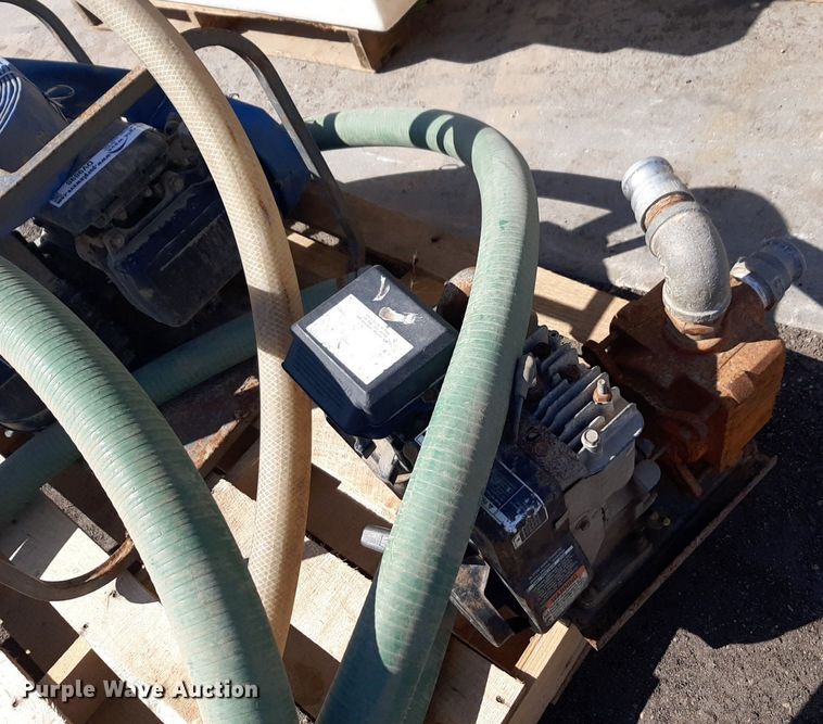 image for item DV9905 (2) GNC sprayers