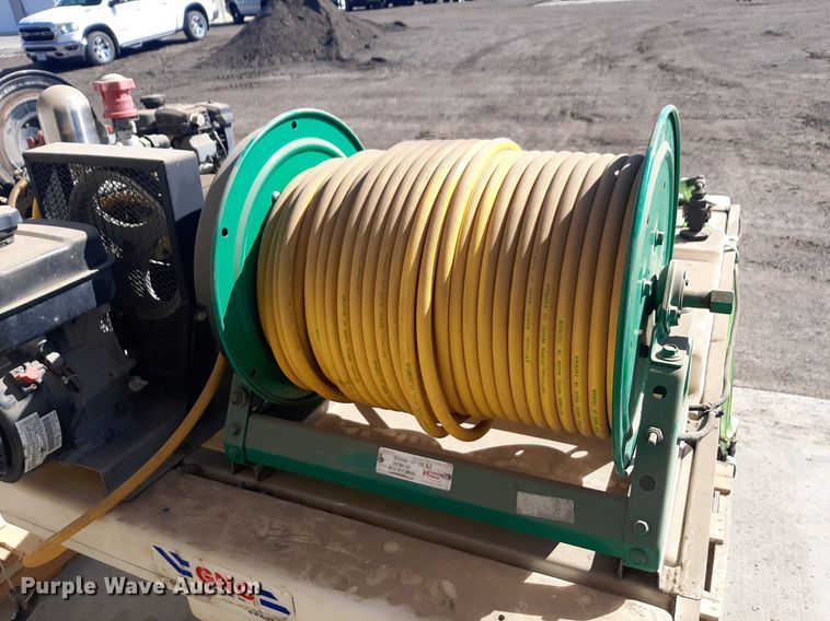 image for item DV9905 (2) GNC sprayers