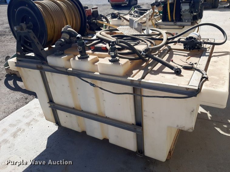 image for item DV9905 (2) GNC sprayers