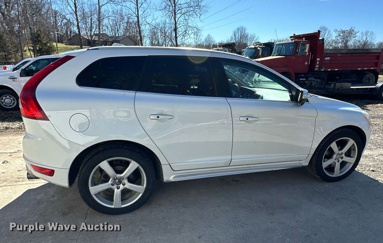 image for item DW2966 2011 Volvo  XC60  SUV