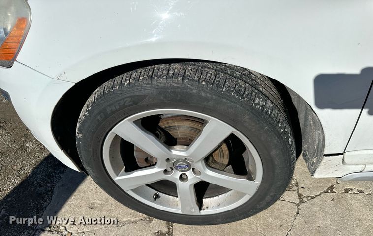 image for item DW2966 2011 Volvo  XC60  SUV