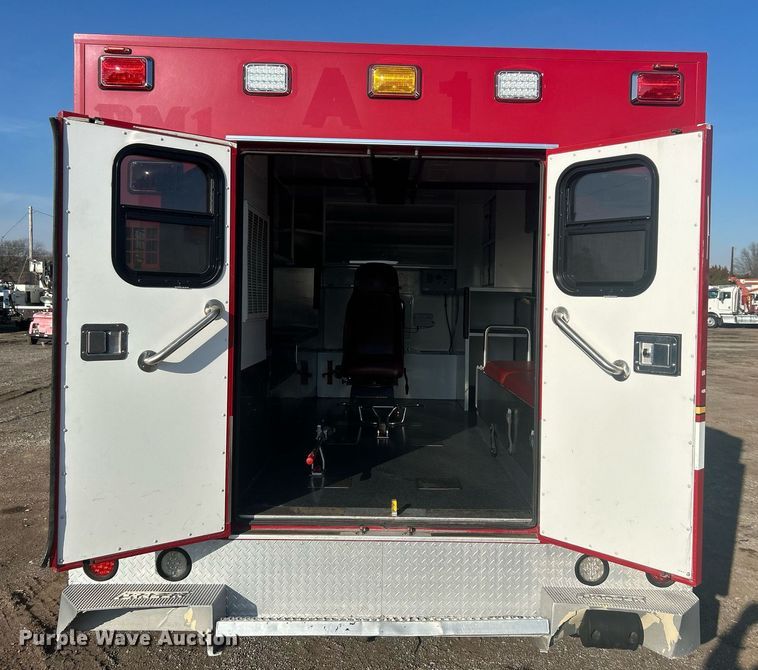 image for item EG1193 2012 Ford F450 Super Duty ambulance