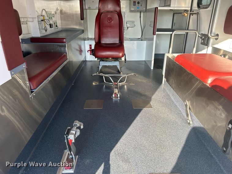 image for item EG1193 2012 Ford F450 Super Duty ambulance