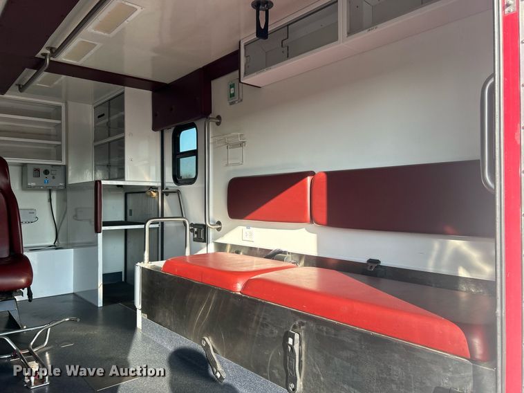 image for item EG1193 2012 Ford F450 Super Duty ambulance