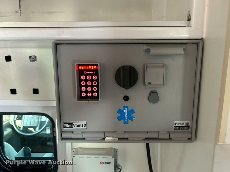 image for item EG1193 2012 Ford F450 Super Duty ambulance