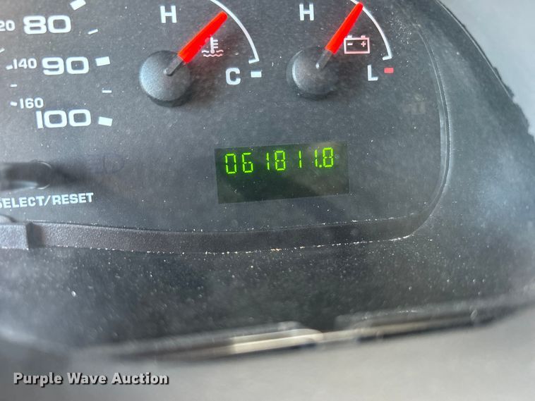 image for item EG1277 2008 Ford E450 shuttle bus