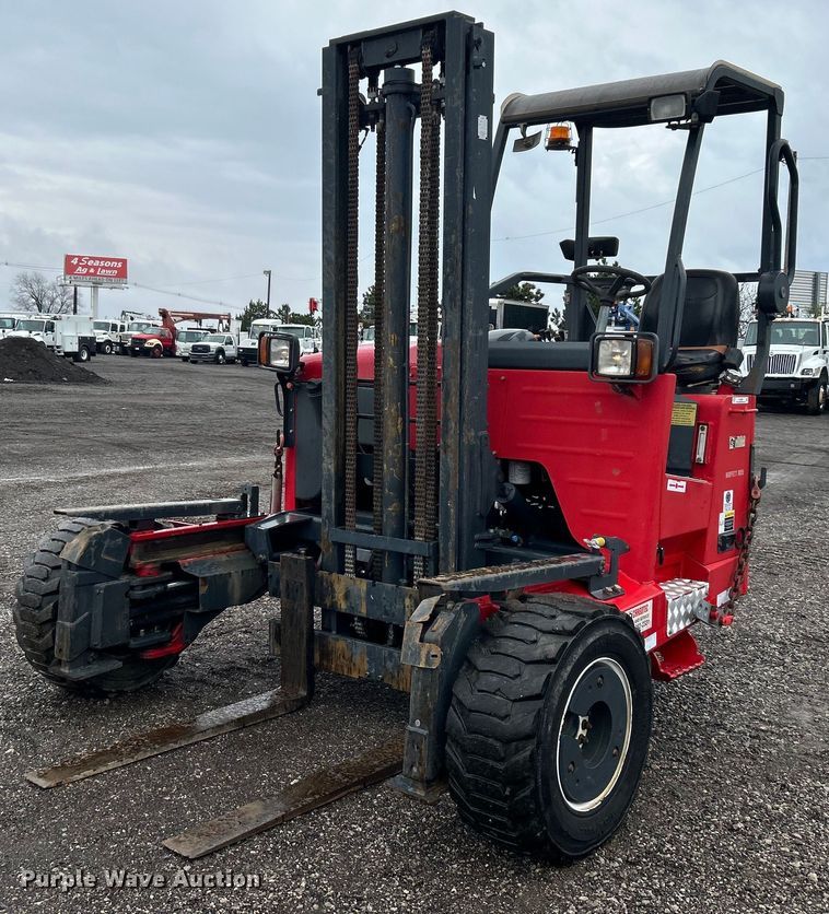 image for item EG1284 2013 Moffett M55.4 forklift