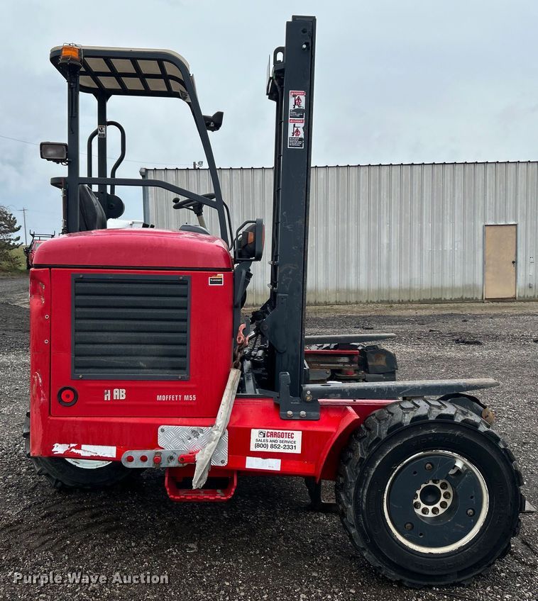 image for item EG1284 2013 Moffett M55.4 forklift