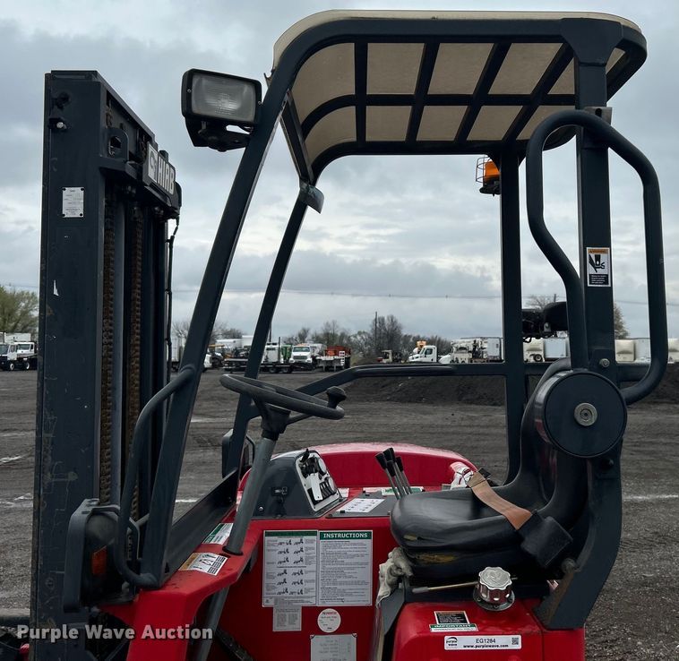 image for item EG1284 2013 Moffett M55.4 forklift