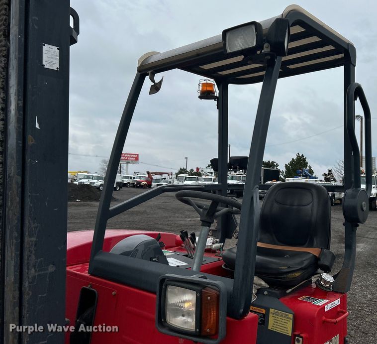 image for item EG1284 2013 Moffett M55.4 forklift