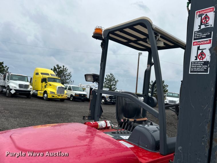 image for item EG1284 2013 Moffett M55.4 forklift