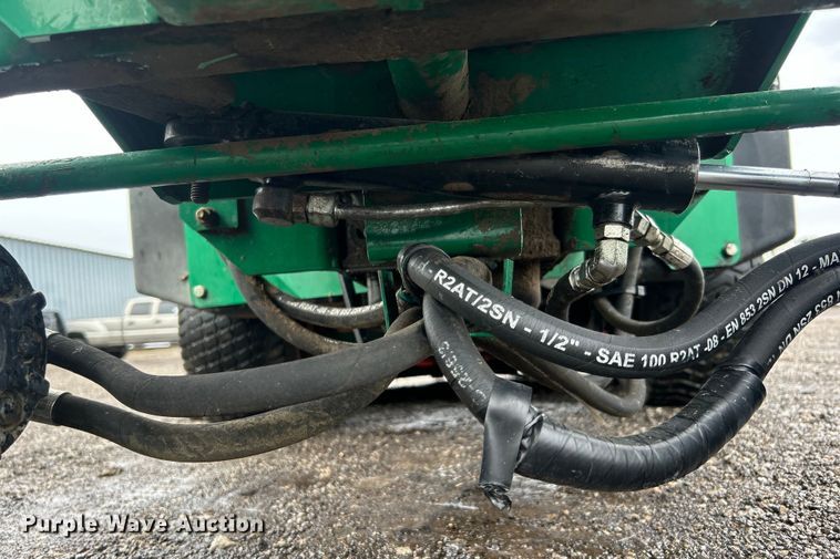 image for item EG1287 2000 Textron Frontline 728D lawn mower